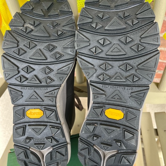 Danner Black and Brown Outdoor Boots - Picture 4 of 5